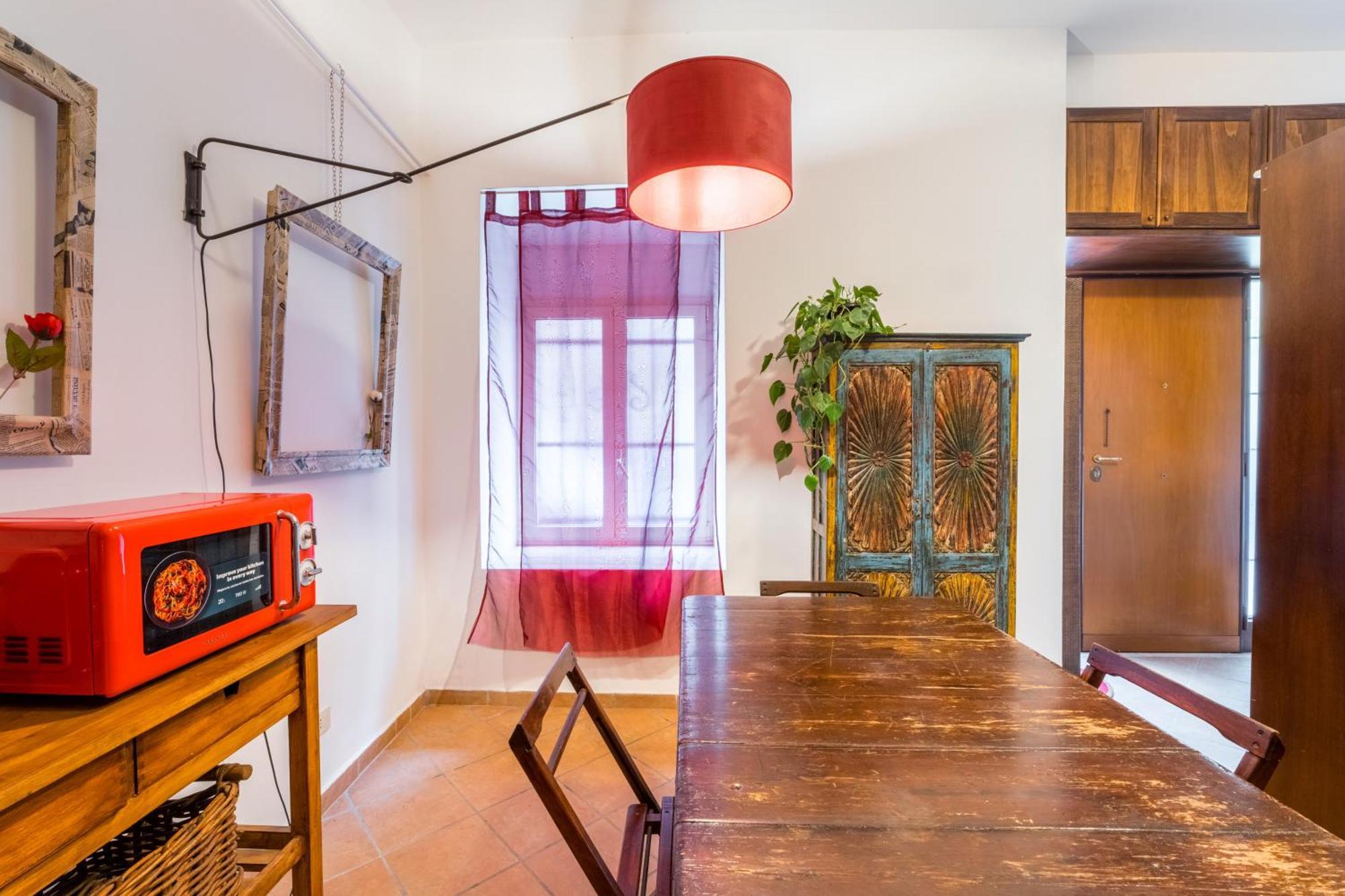 Apartamento Atelier Colosseo, A Few Step From The Famous Arena